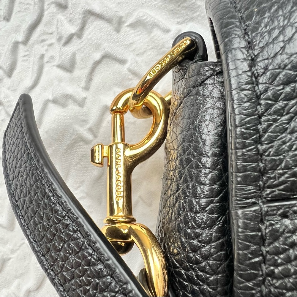 Marc Jacobs Empire City Messenger Leather
Crossbody Bag Black - Picture 4 of 12